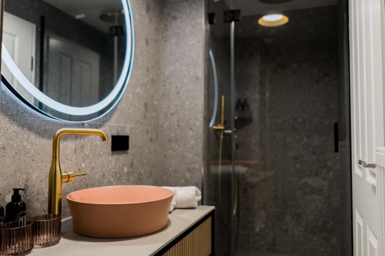 Bob W Peterhof Aparthotel Freising Bagian luar foto